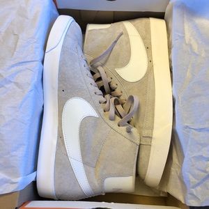 Nike Blazer Mid Vntg Suede Wmns